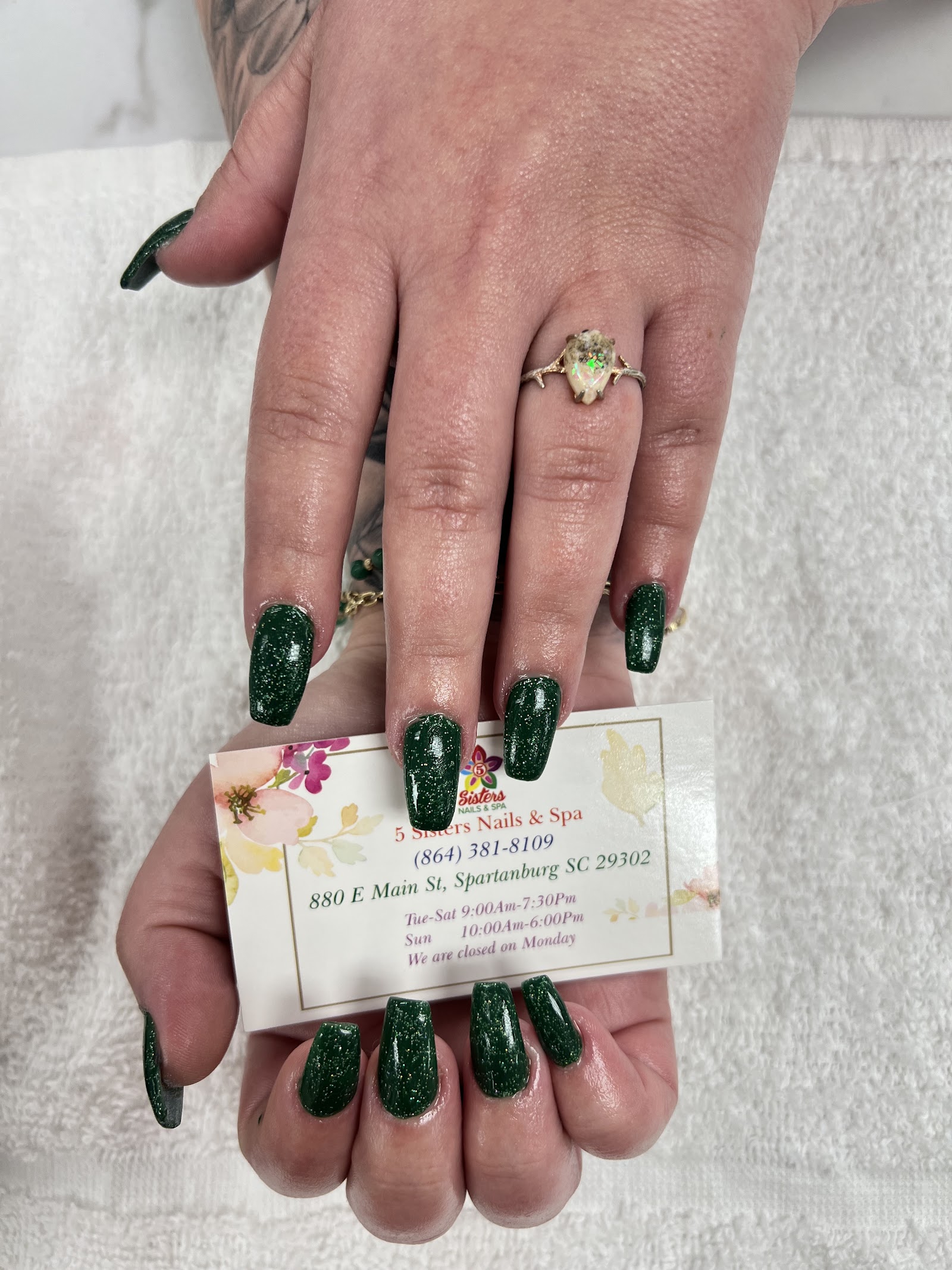 5 Sisters Nails & Spa nail photo 7
